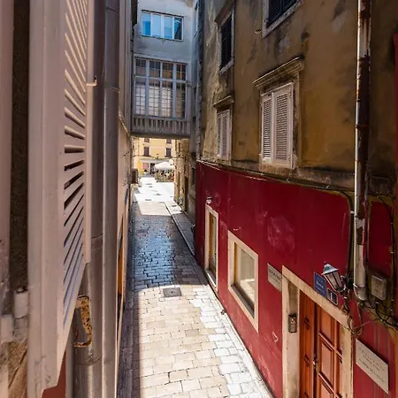 Globe Apartament 2 *