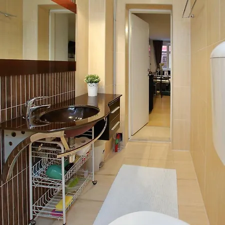 Globe Apartament 2 Apartment