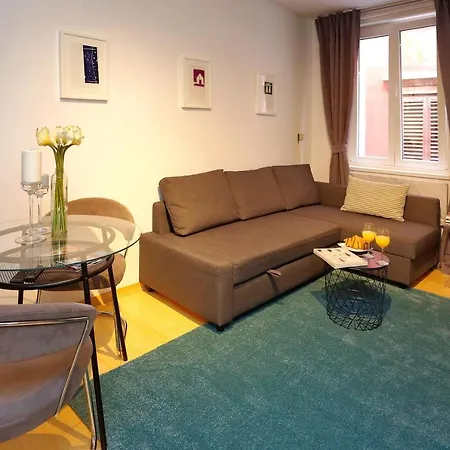 Globe Apartament 2 *